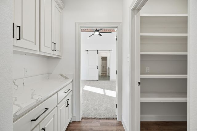 1113 N 6th Street, Wolfforth, TX 79382