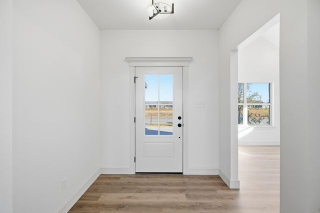 1113 N 6th Street, Wolfforth, TX 79382