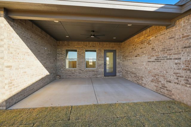 1113 N 6th Street, Wolfforth, TX 79382