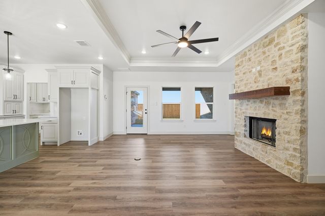 1113 N 6th Street, Wolfforth, TX 79382