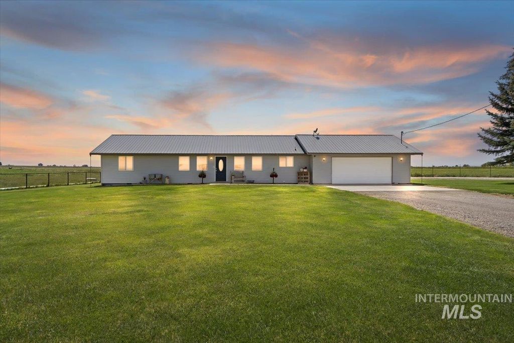 3752 N 1200 E, Buhl, ID 83316