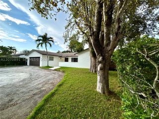 13971 SW 112th St 13971, Miami, FL 33186