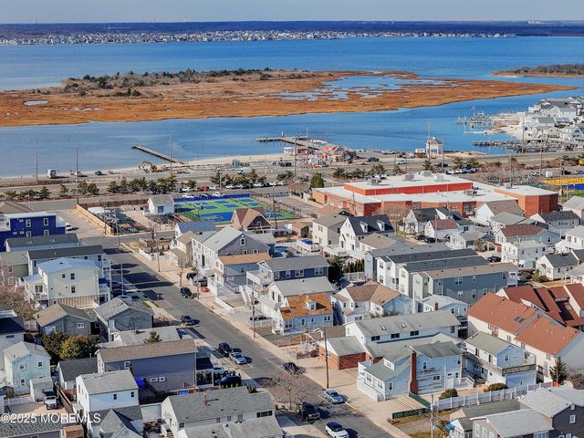 234 Hancock Avenue, Seaside Heights, NJ 08751