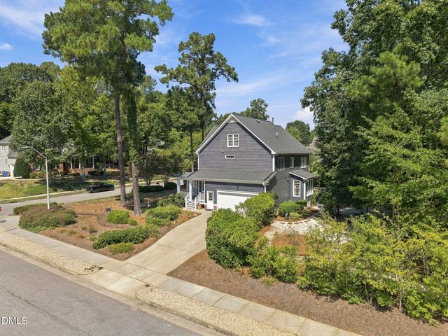 2400 Forestbluff Drive, Fuquay Varina, NC 27526