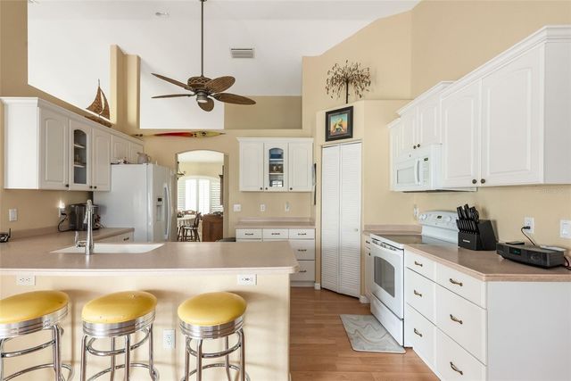 7411 SNOW DRIVE, Englewood, FL 34224