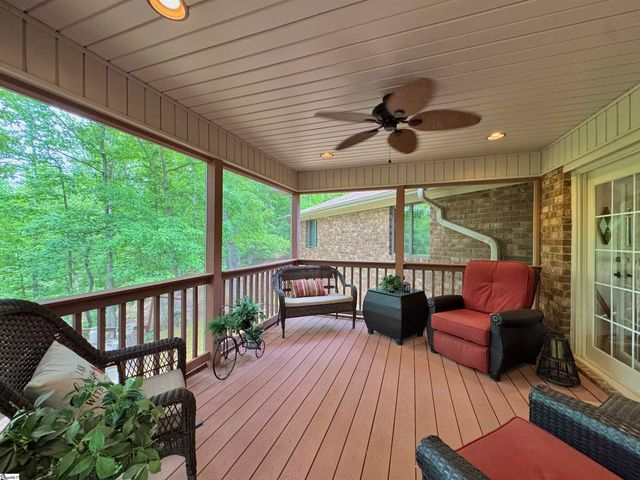 164 Creekside Drive, Pickens, SC 29671