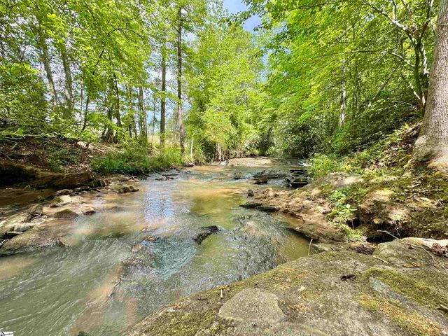 164 Creekside Drive, Pickens, SC 29671