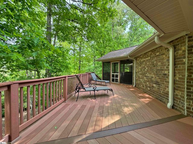 164 Creekside Drive, Pickens, SC 29671