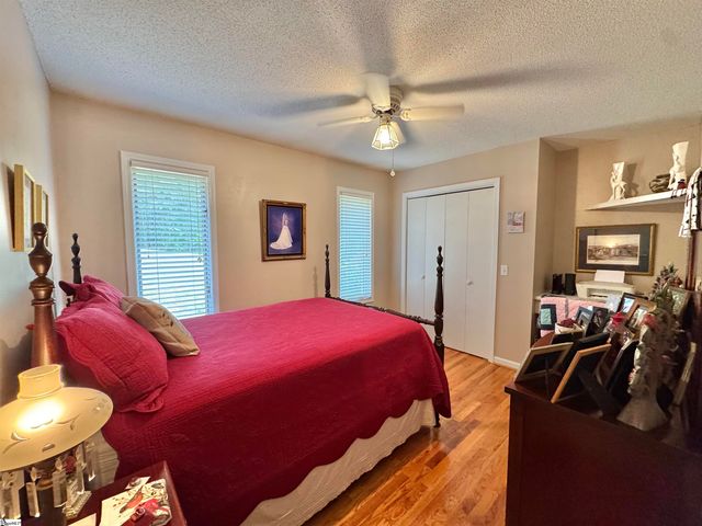 164 Creekside Drive, Pickens, SC 29671