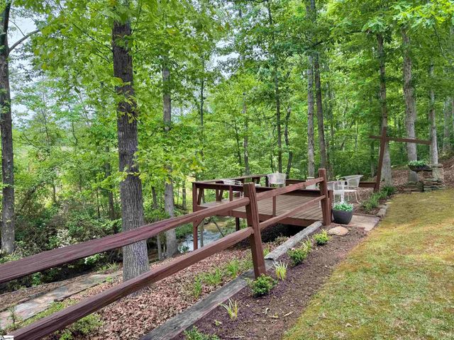 164 Creekside Drive, Pickens, SC 29671