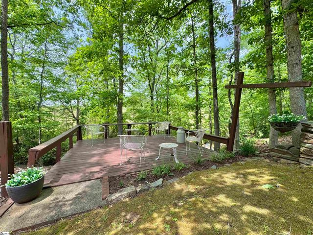 164 Creekside Drive, Pickens, SC 29671