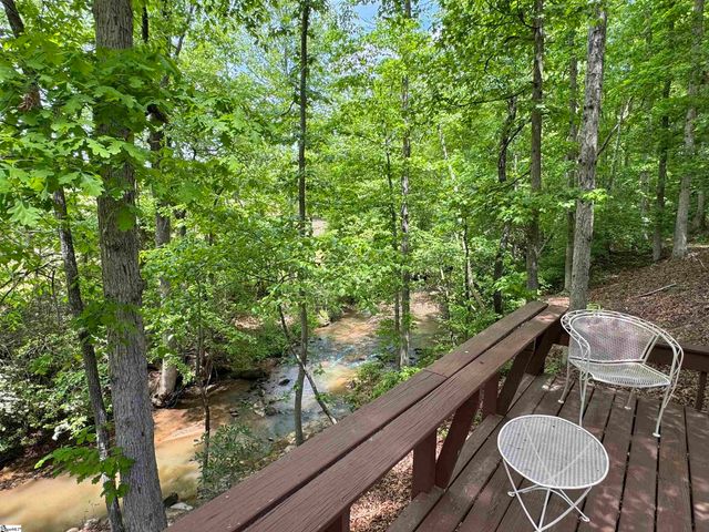 164 Creekside Drive, Pickens, SC 29671