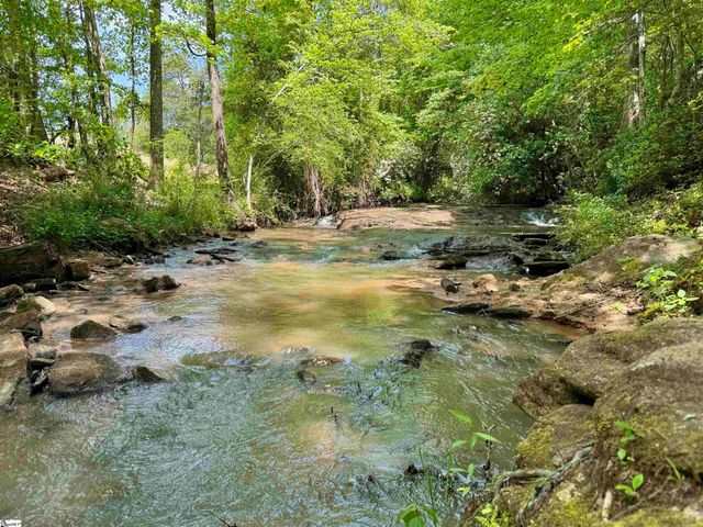 164 Creekside Drive, Pickens, SC 29671