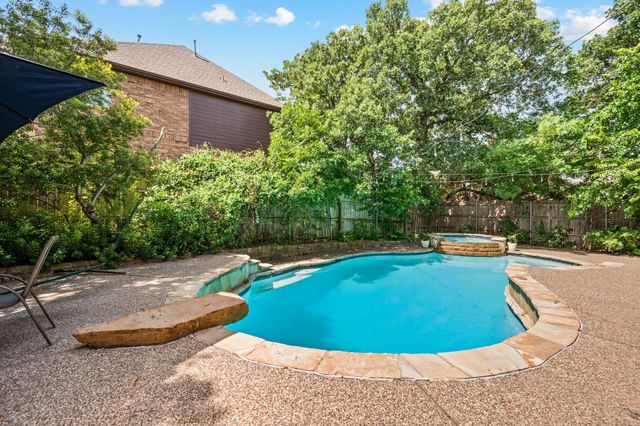 808 Briar Ridge Drive, Keller, TX 76248