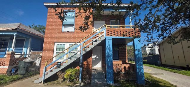 712 40th Street, Galveston, TX 77550