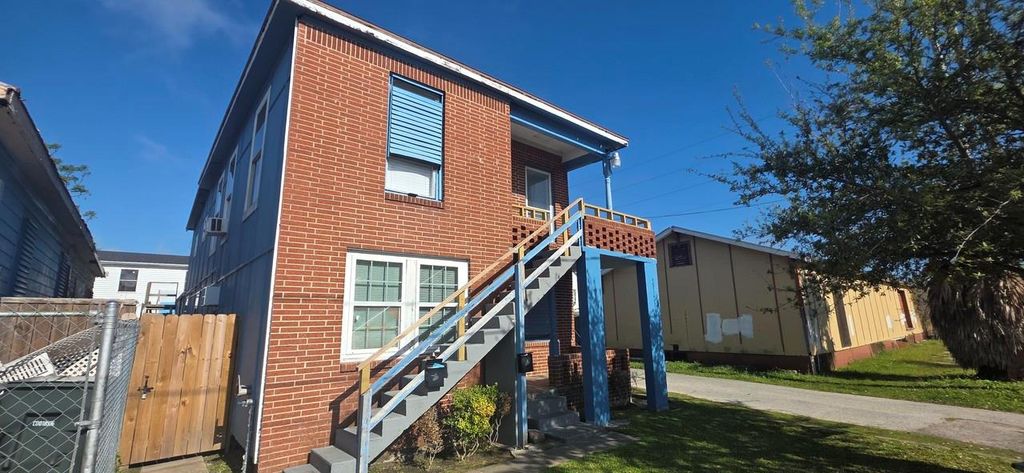 712 40th Street, Galveston, TX 77550