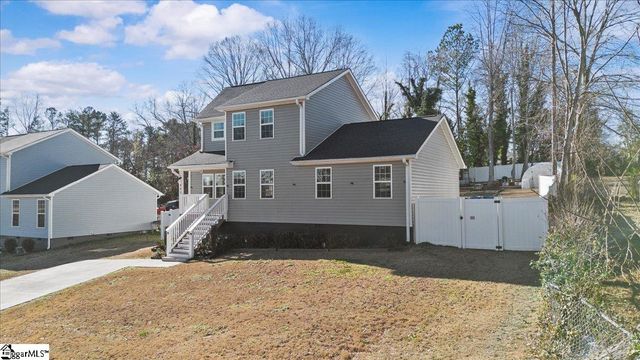 802 Fairfield Court, Spartanburg, SC 29306