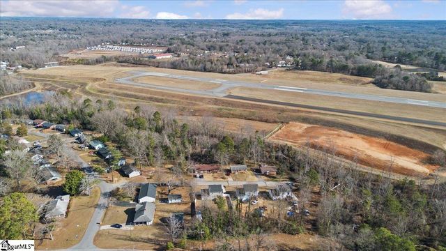 802 Fairfield Court, Spartanburg, SC 29306