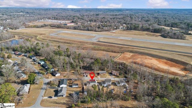 802 Fairfield Court, Spartanburg, SC 29306