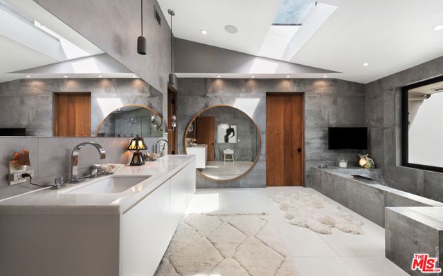 33020 Pacific Coast Highway, Malibu, CA 90265
