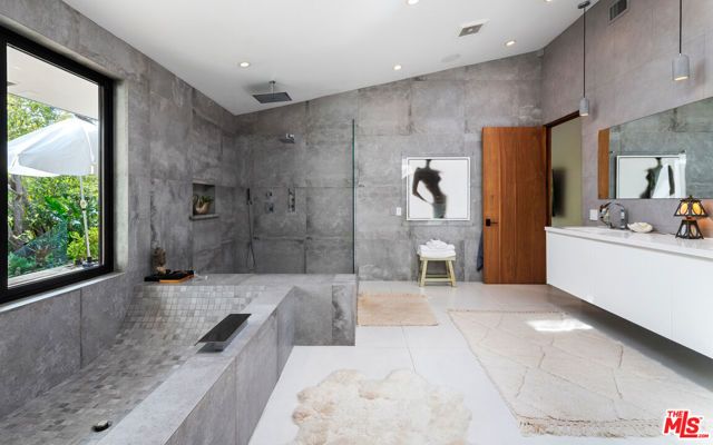 33020 Pacific Coast Highway, Malibu, CA 90265