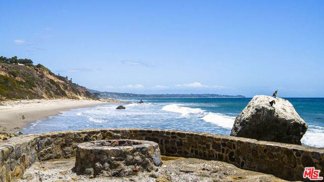 33020 Pacific Coast Highway, Malibu, CA 90265