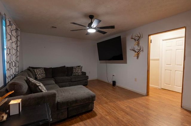 228 Whitaker Road, Somerset, KY 42503