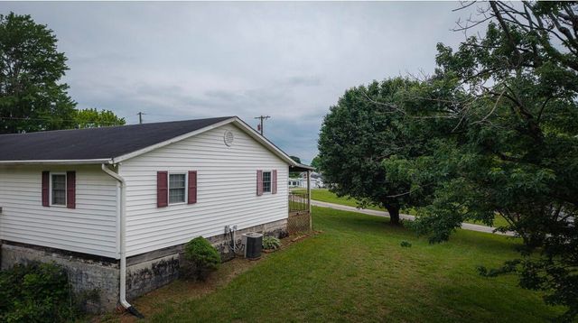 228 Whitaker Road, Somerset, KY 42503