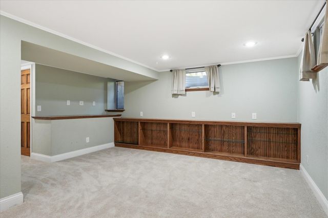 8137 16th Avenue S, Bloomington, MN 55425