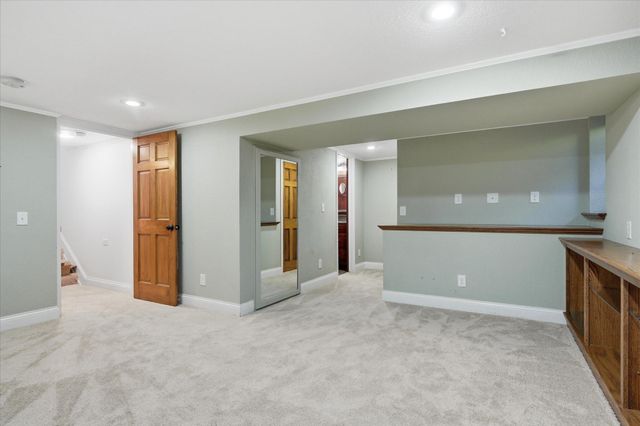 8137 16th Avenue S, Bloomington, MN 55425