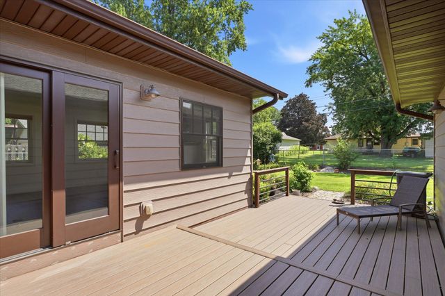 8137 16th Avenue S, Bloomington, MN 55425