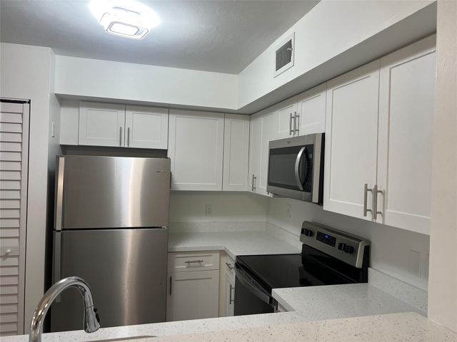 2113 Renaissance Boulevard 306, Miramar, FL 33025