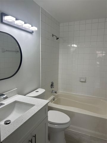 2113 Renaissance Boulevard 306, Miramar, FL 33025