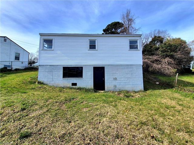 833 Haywood Street, Winston-salem, NC 27105