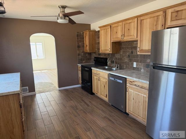 1137 Ada Avenue, Idaho Falls, ID 83402