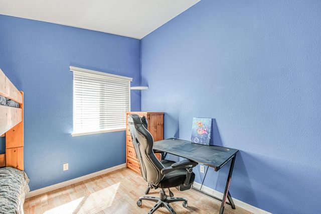 802 N Stanford Avenue, Clovis, CA 93611