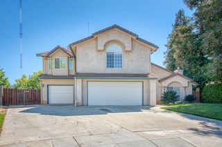 802 N Stanford Avenue, Clovis, CA 93611