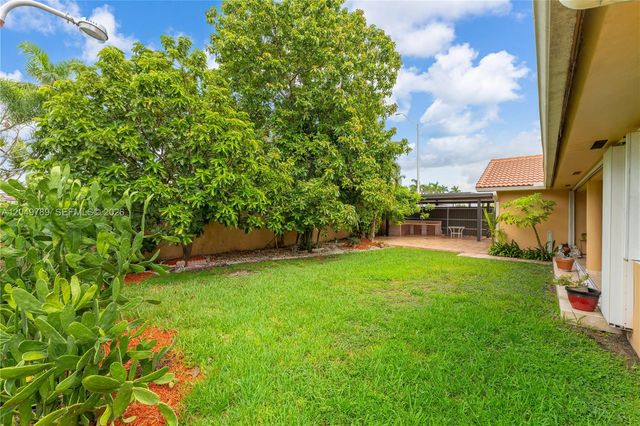 3730 SW 136th Ct, Miami, FL 33175