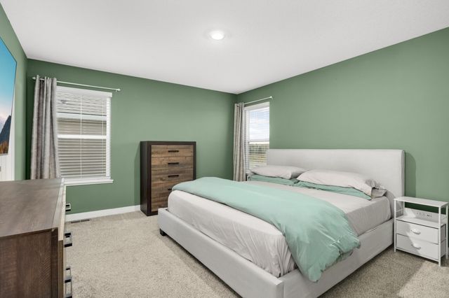 12714 Erskin Street NE, Blaine, MN 55449