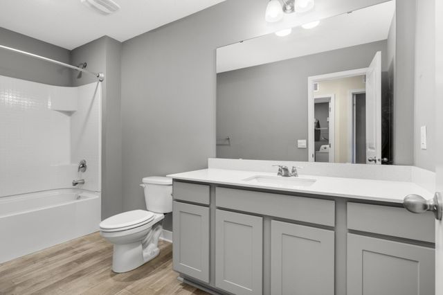 12714 Erskin Street NE, Blaine, MN 55449