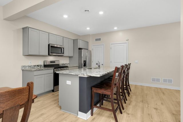 12714 Erskin Street NE, Blaine, MN 55449