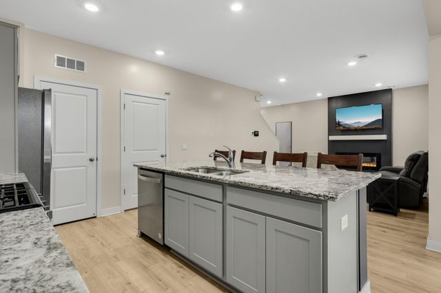 12714 Erskin Street NE, Blaine, MN 55449