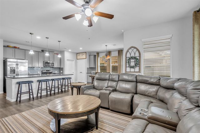 31410 Elkcreek Bend Drive, Hockley, TX 77447