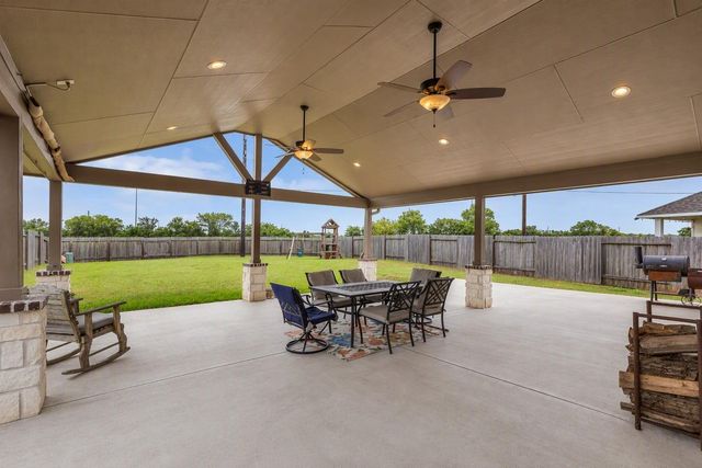 31410 Elkcreek Bend Drive, Hockley, TX 77447