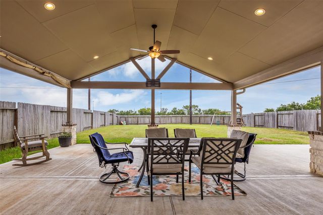 31410 Elkcreek Bend Drive, Hockley, TX 77447