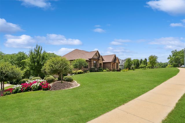 3806 Turnberry Drive, West Des Moines, IA 50265