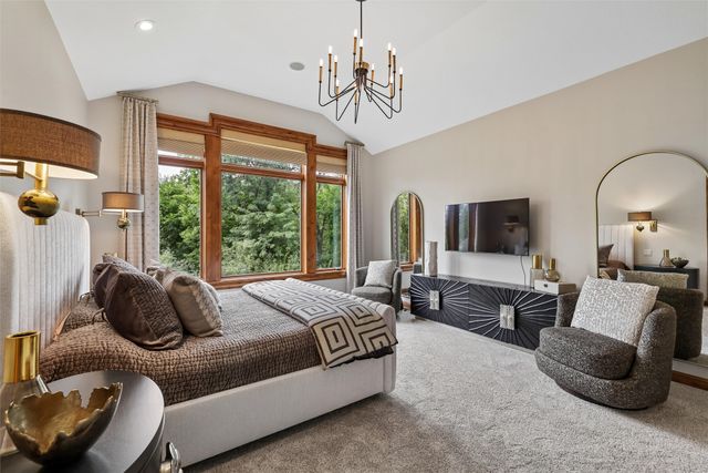 3806 Turnberry Drive, West Des Moines, IA 50265