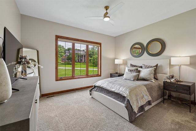 3806 Turnberry Drive, West Des Moines, IA 50265