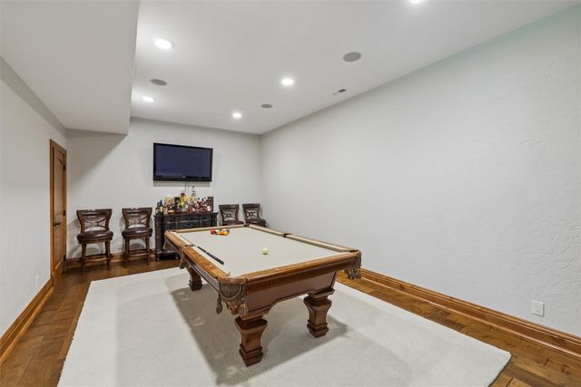 3806 Turnberry Drive, West Des Moines, IA 50265
