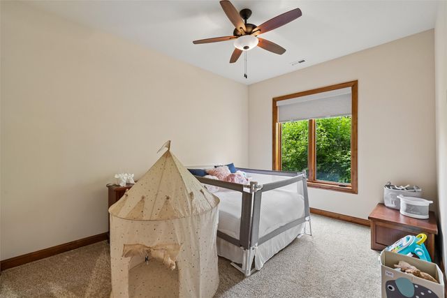 3806 Turnberry Drive, West Des Moines, IA 50265